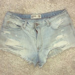 Abercrombie & Fitch High Rise Short